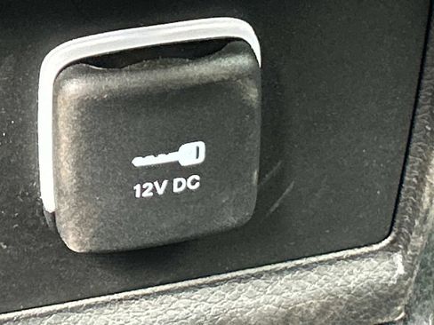Used 2025 Jeep Compass Limited AWD/4WD image 19