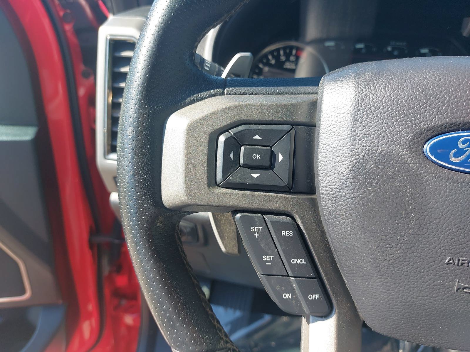 Used 2018 Ford F150 Raptor w/ Equipment Group 802A Luxury AWD/4WD image 16