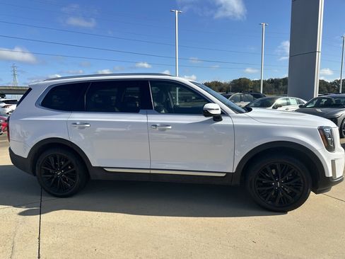 Used 2022 Kia Telluride SX w/ Towing Package image 5