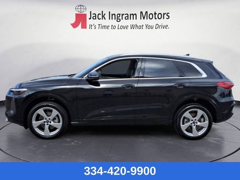 New 2025 Audi Q5 Premium Plus image 2