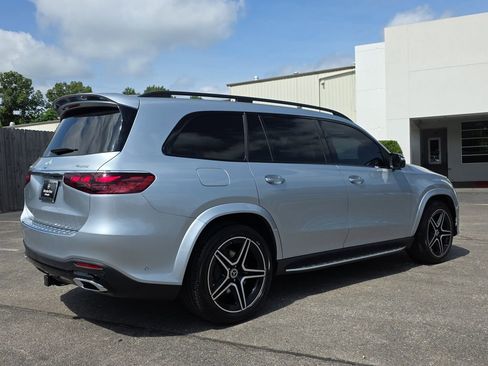 Used 2024 Mercedes-Benz GLS 450 4MATIC w/ AMG Line Exterior image 5