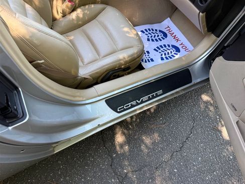 Used 2005 Chevrolet Corvette Convertible w/ Preferred Equipment Group RWD image 59