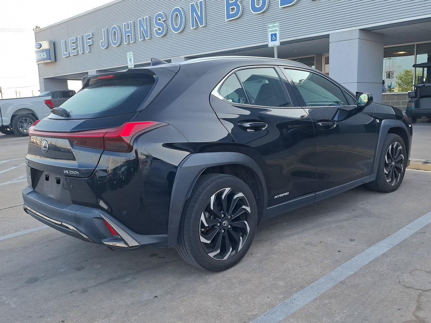 Used 2020 Lexus UX 250h F Sport w/ F Sport Premium Package AWD/4WD image 8