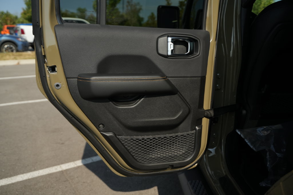 New 2026 Jeep Gladiator Sport AWD/4WD image 14