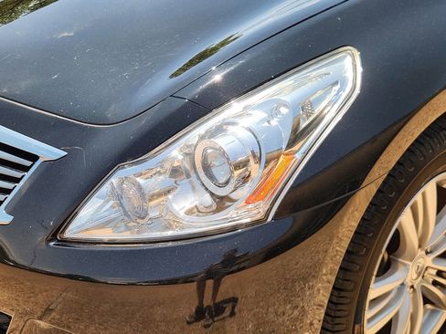 Used 2015 INFINITI Q40 AWD w/ Navigation Package image 9