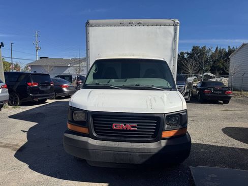Used 2004 GMC Savana 3500 3500 2dr Commercial/Cutaway/Ch image 1