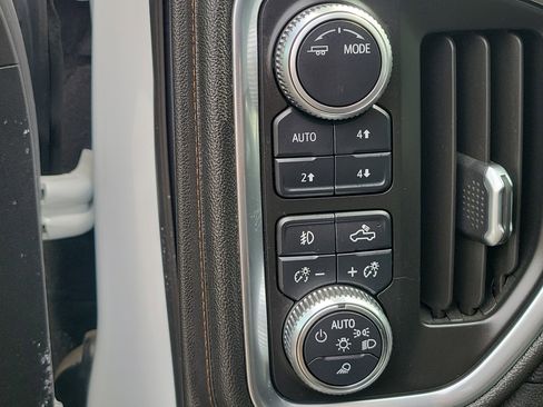 Used 2020 GMC Sierra 1500 AT4 w/ AT4 Preferred Package AWD/4WD image 30