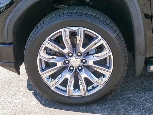 Used 2023 GMC Sierra 1500 Denali w/ Denali Reserve Package image 5