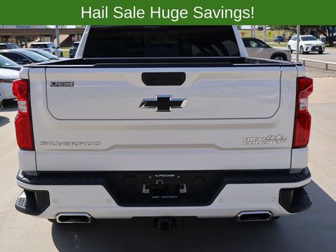 Used 2025 Chevrolet Silverado 1500 High Country w/ Technology Package AWD/4WD image 8