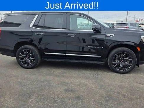 Used 2023 GMC Yukon Denali image 5