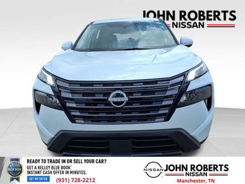 New 2026 Nissan Rogue SV FWD image 12