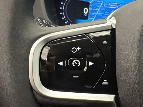 New 2026 Volvo XC60 B5 Ultra w/ Protection Package Premier AWD/4WD image 13