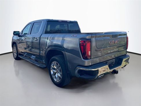 Used 2021 GMC Sierra 1500 SLT image 4