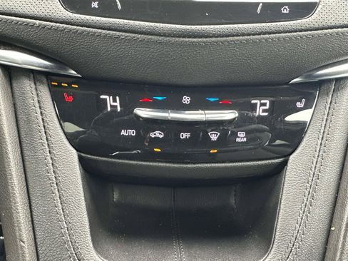 Certified 2022 Cadillac XT5 Sportv image 15