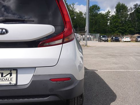 Used 2020 Kia Soul LX FWD image 13