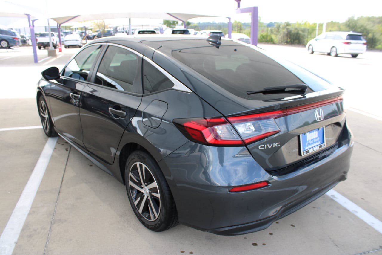 Used 2024 Honda Civic LX image 3