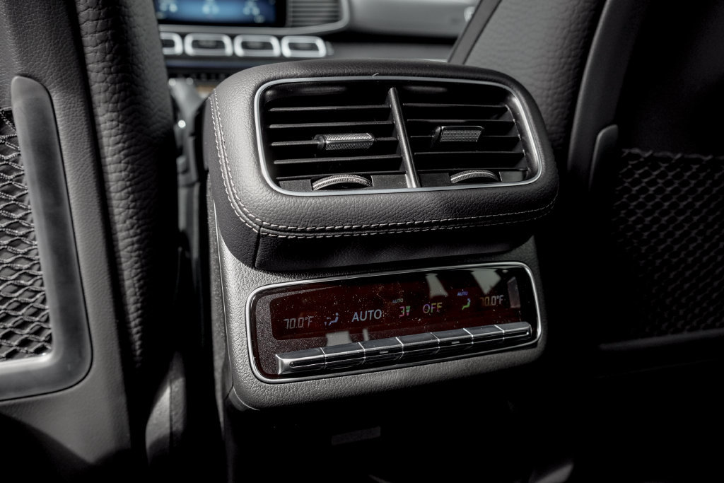 Certified 2026 Mercedes-Benz GLS 450 4MATIC image 20
