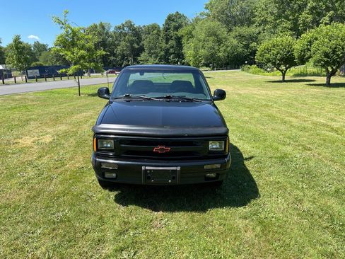 Used 1994 Chevrolet S10 Pickup 2WD Regular Cab image 13