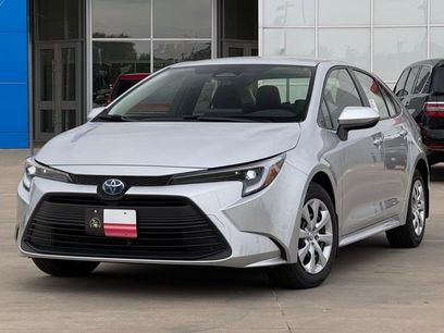 New 2025 Toyota Corolla LE