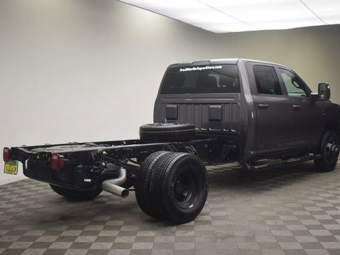 New 2026 RAM 3500 Tradesman AWD/4WD image 6