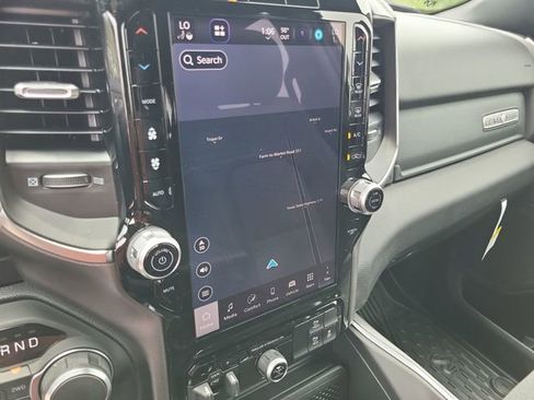 New 2026 RAM 1500 4x4 Crew Cab image 19