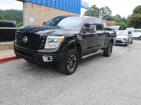 Used 2019 Nissan Titan PRO-4X w/ Pro-4x Utility Package AWD/4WD image 3