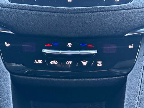 Used 2021 Cadillac XT5 Luxury image 18