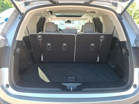 Used 2025 Honda Pilot Touring image 28