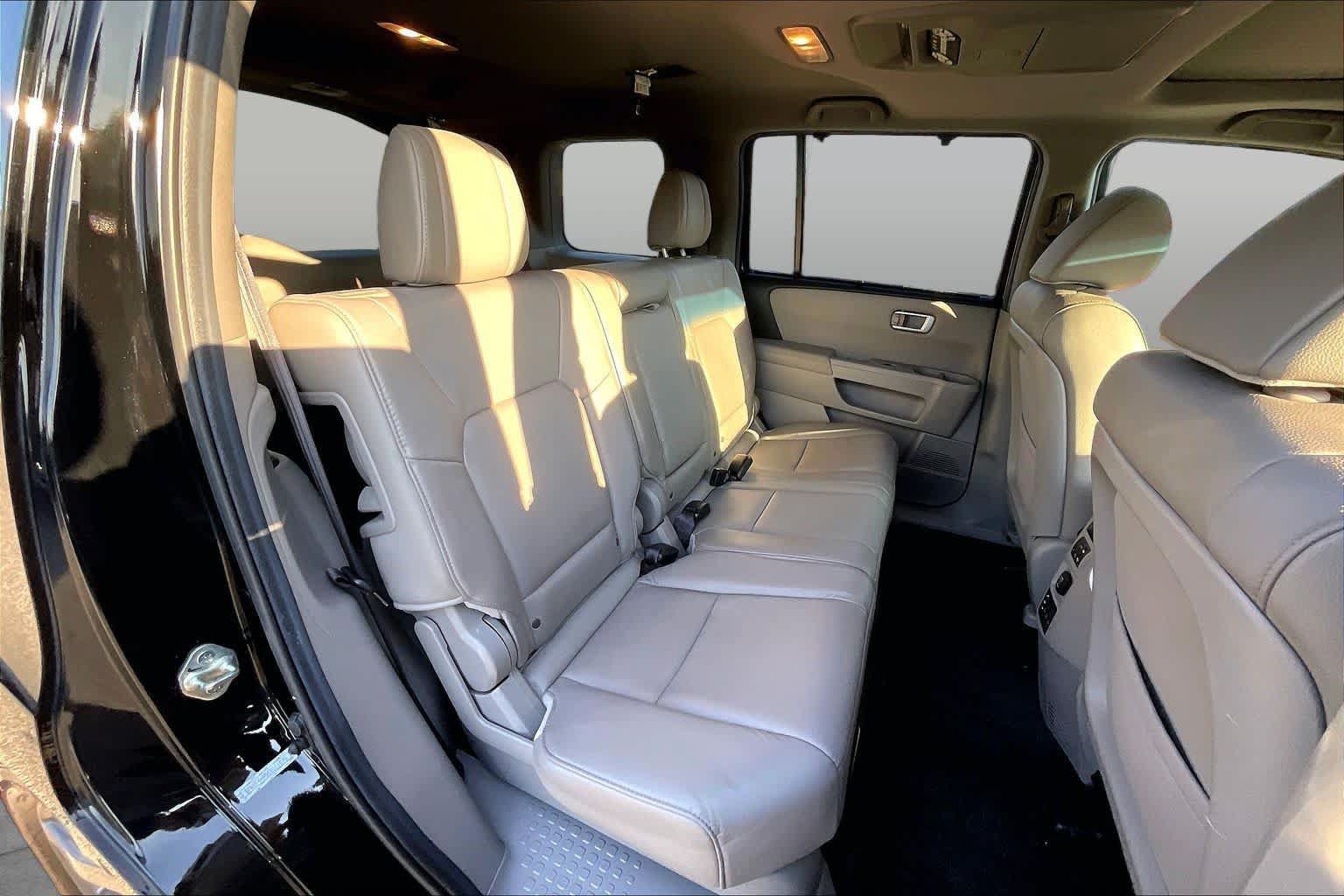 Used 2012 Honda Pilot Touring image 18