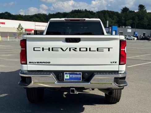 Used 2024 Chevrolet Silverado 2500 LTZ w/ LPO, Dark Essentials Package AWD/4WD image 5