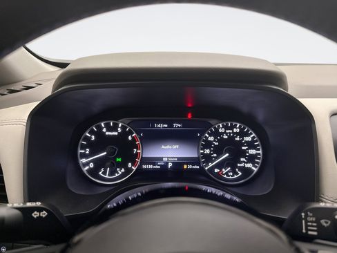 Used 2023 Nissan Rogue SV w/ SV Premium Package image 9