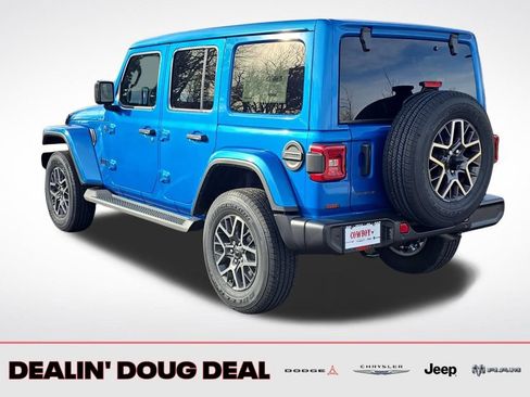New 2026 Jeep Wrangler Unlimited Sahara AWD/4WD image 3