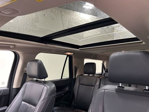 Certified 2023 Ford Expedition Max XLT image 30