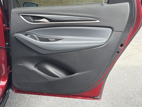 Used 2024 Buick Enclave Premium image 16