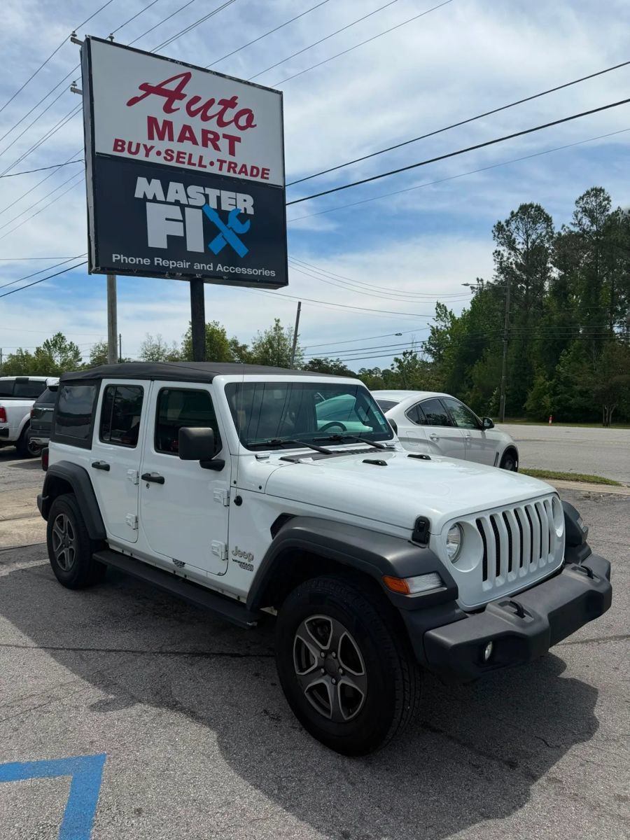 Used 2018 Jeep Wrangler Unlimited Sport S AWD/4WD image 1