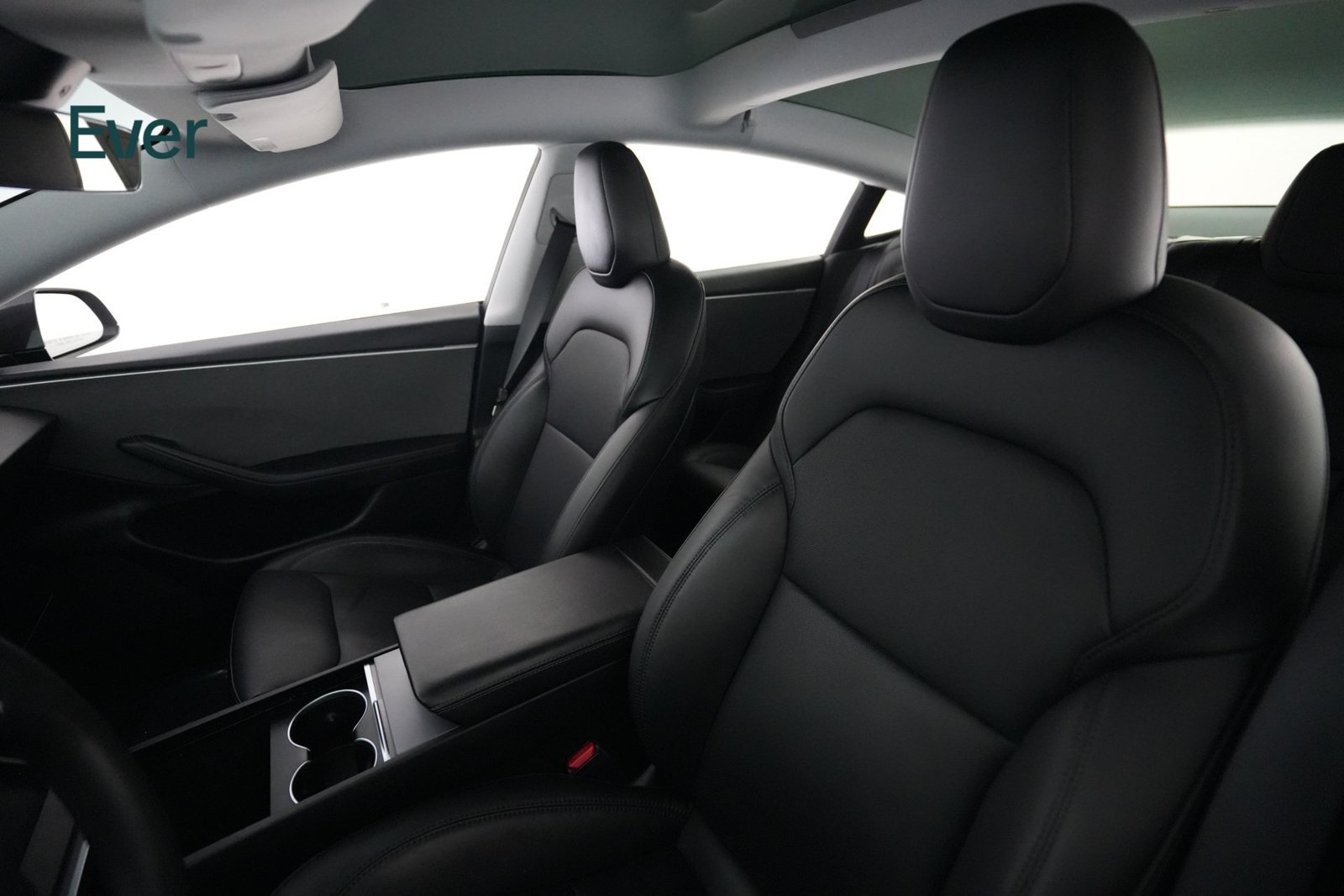 Used 2024 Tesla Model 3 Standard Range RWD image 4