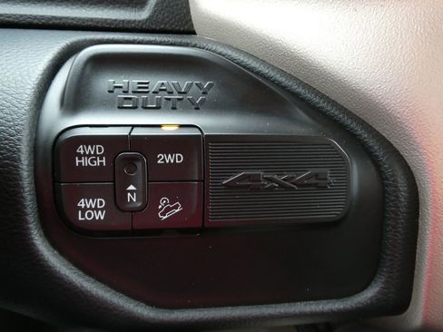 Used 2020 RAM 2500 Laramie AWD/4WD image 37