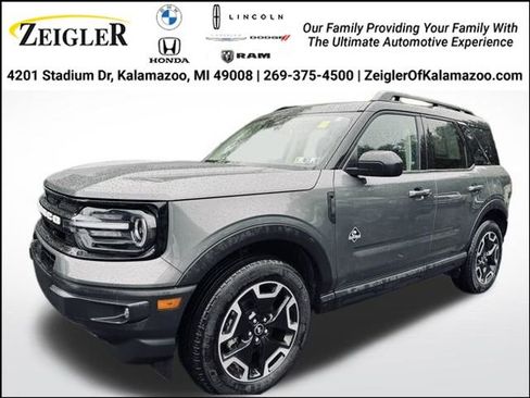 Used 2024 Ford Bronco Sport Outer Banks w/ Tech Package image 1