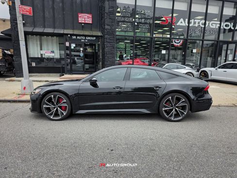 Used 2021 Audi RS 7 Sportback AWD/4WD image 4