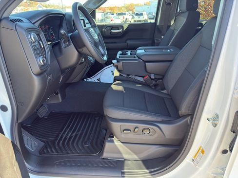 New 2026 GMC Sierra 1500 Pro w/ Graphite Edition image 8