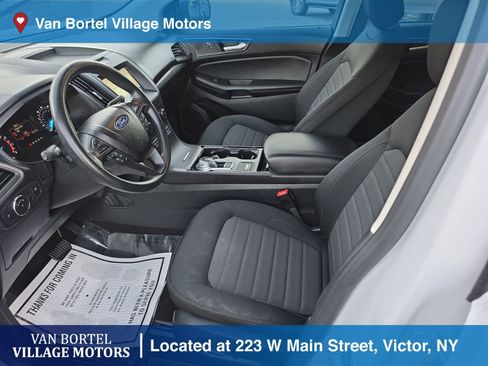 Used 2020 Ford Edge SE image 9