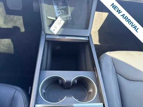 Used 2025 Tesla Model 3 Long Range AWD/4WD image 30