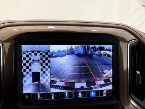 Used 2023 Chevrolet Silverado 3500 High Country w/ Z71 Off-Road Package image 37