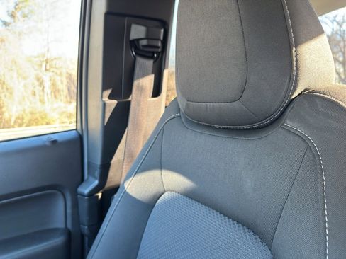 Used 2021 Chevrolet Colorado LT w/ Fleet Safety Package image 20