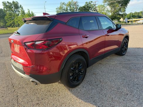 Used 2022 Chevrolet Blazer LT FWD image 7
