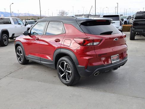 Used 2021 Chevrolet TrailBlazer RS w/ Sun and Liftgate Package image 4