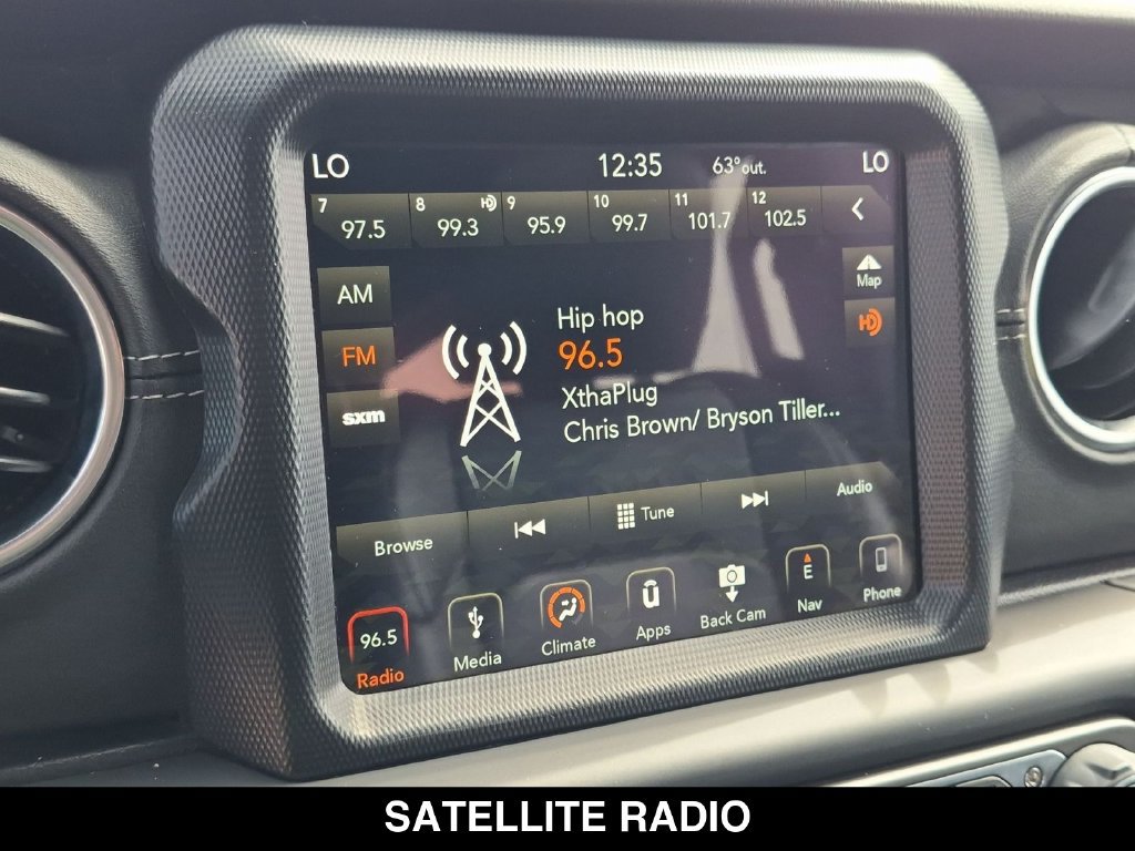 Used 2019 Jeep Wrangler Unlimited Sahara AWD/4WD image 24