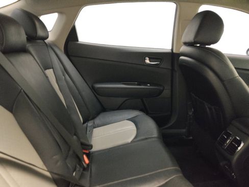 Used 2019 Kia Optima EX image 19