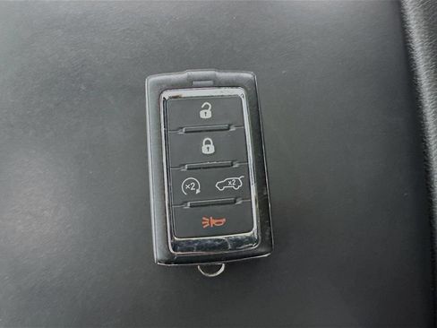 Used 2023 Jeep Grand Cherokee Overland AWD/4WD image 35