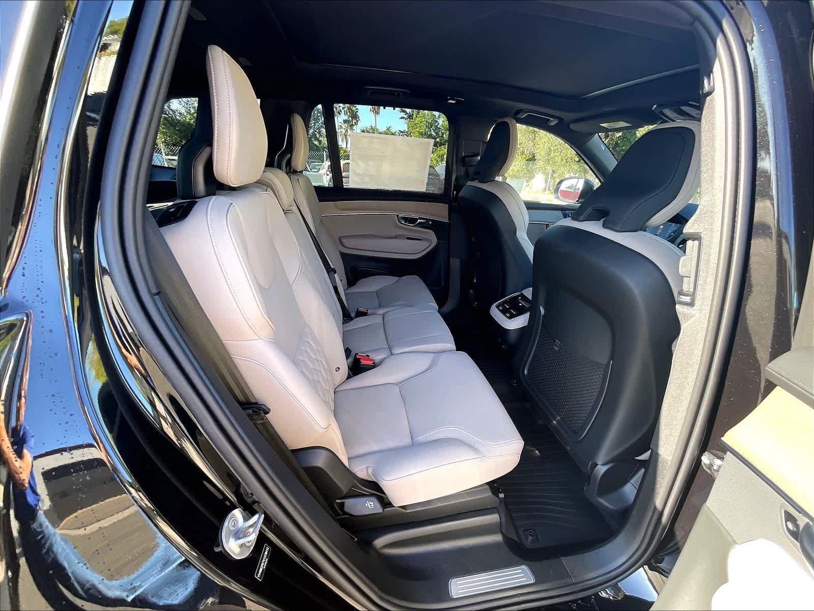 New 2027 Volvo XC90 B6 Plus AWD/4WD image 27